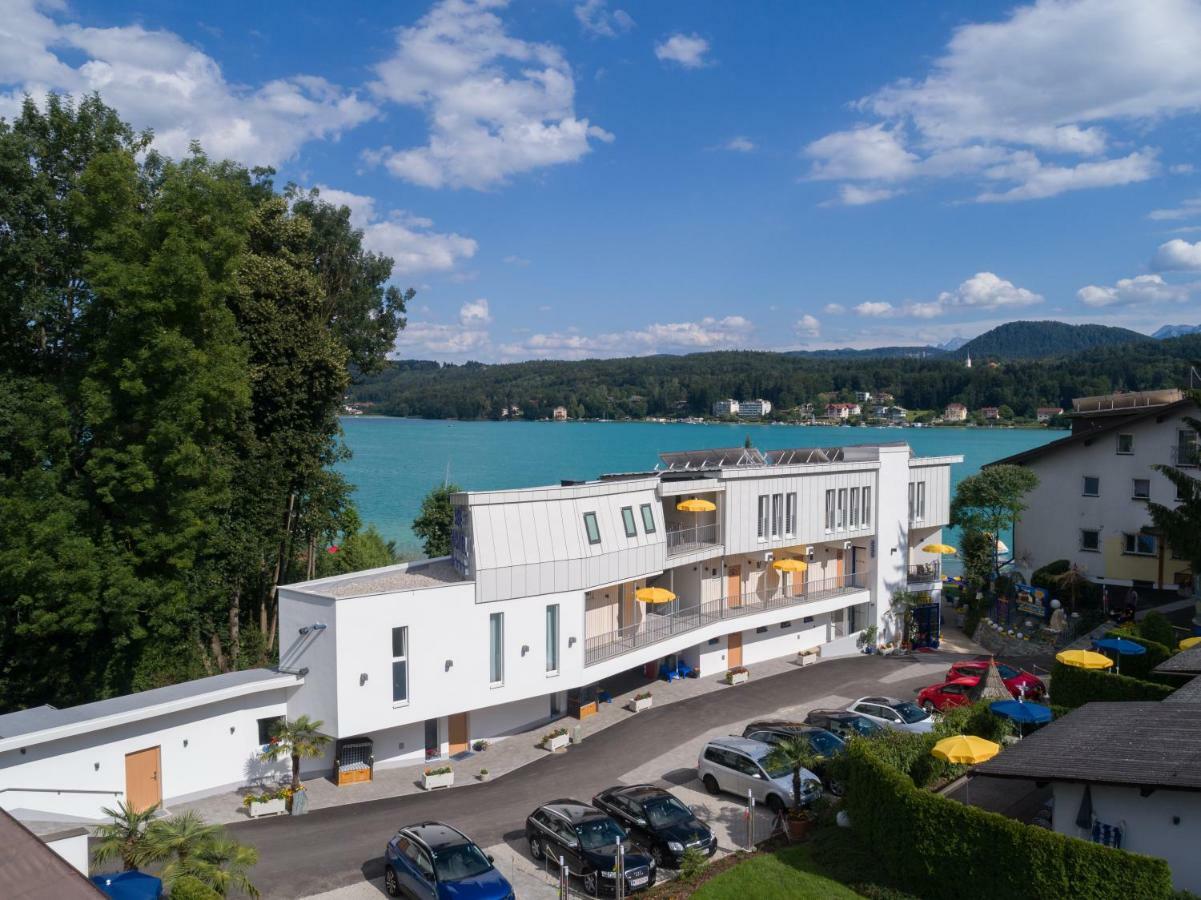 Barry Memle Directly At The Lake Velden am Wörthersee Exterior foto
